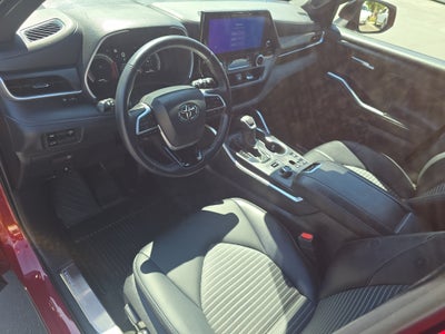 2026 Toyota Highlander XSE