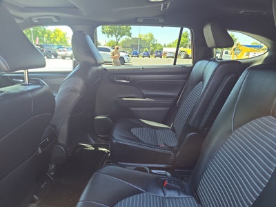 2026 Toyota Highlander XSE