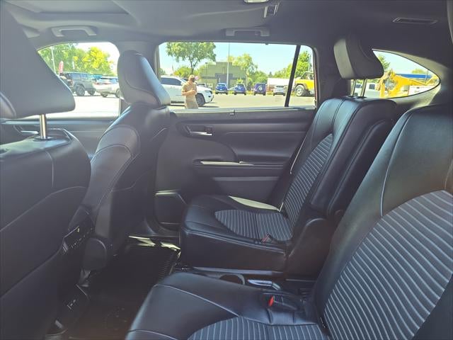 2026 Toyota Highlander XSE - Photo 21