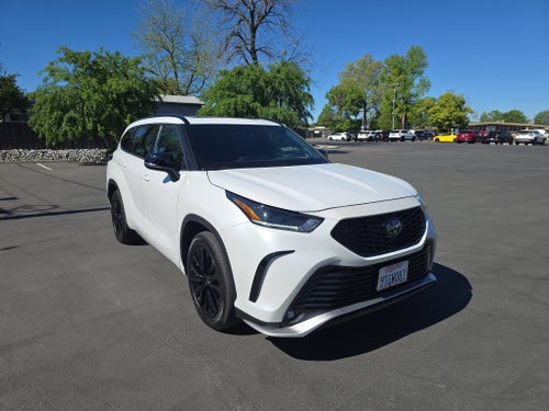 2025 Toyota Highlander XSE