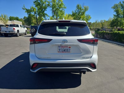 2025 Toyota Highlander XSE