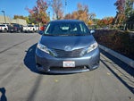 2017 Toyota Sienna LE Auto Access Seat