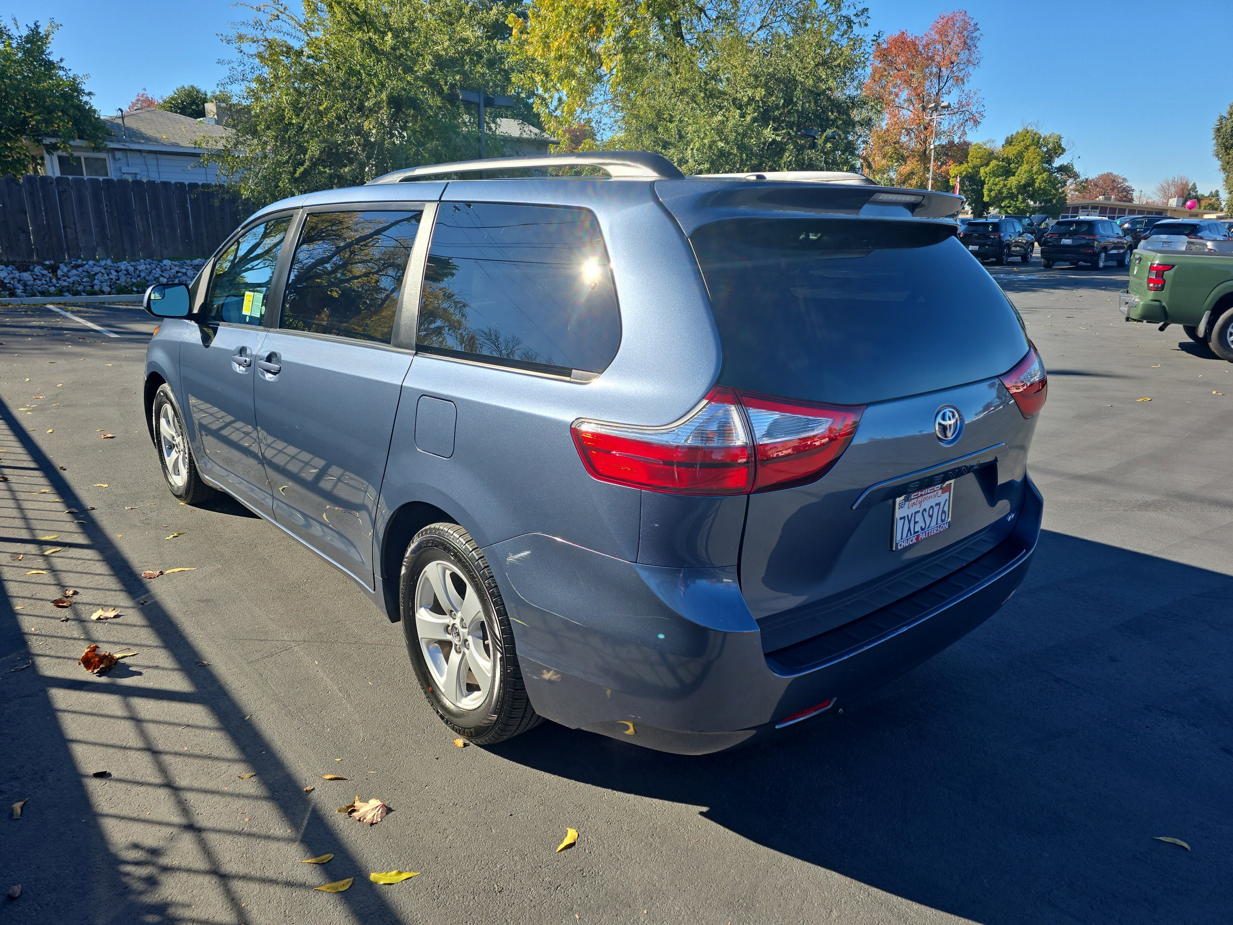 2017 Toyota Sienna LE Auto Access Seat
