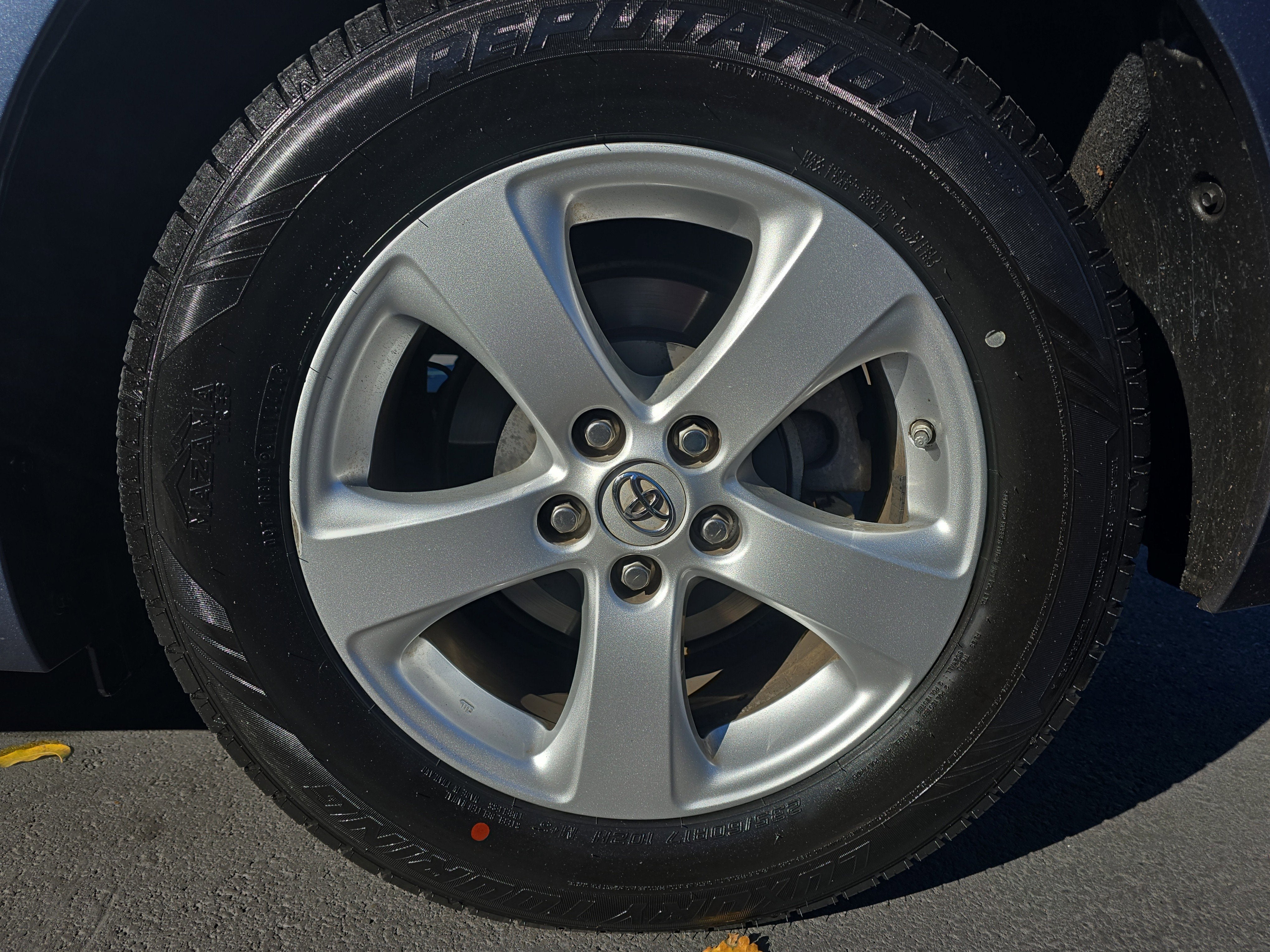 2017 Toyota Sienna LE Auto Access Seat