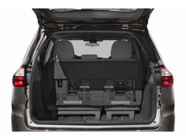 2018 Toyota Sienna LE
