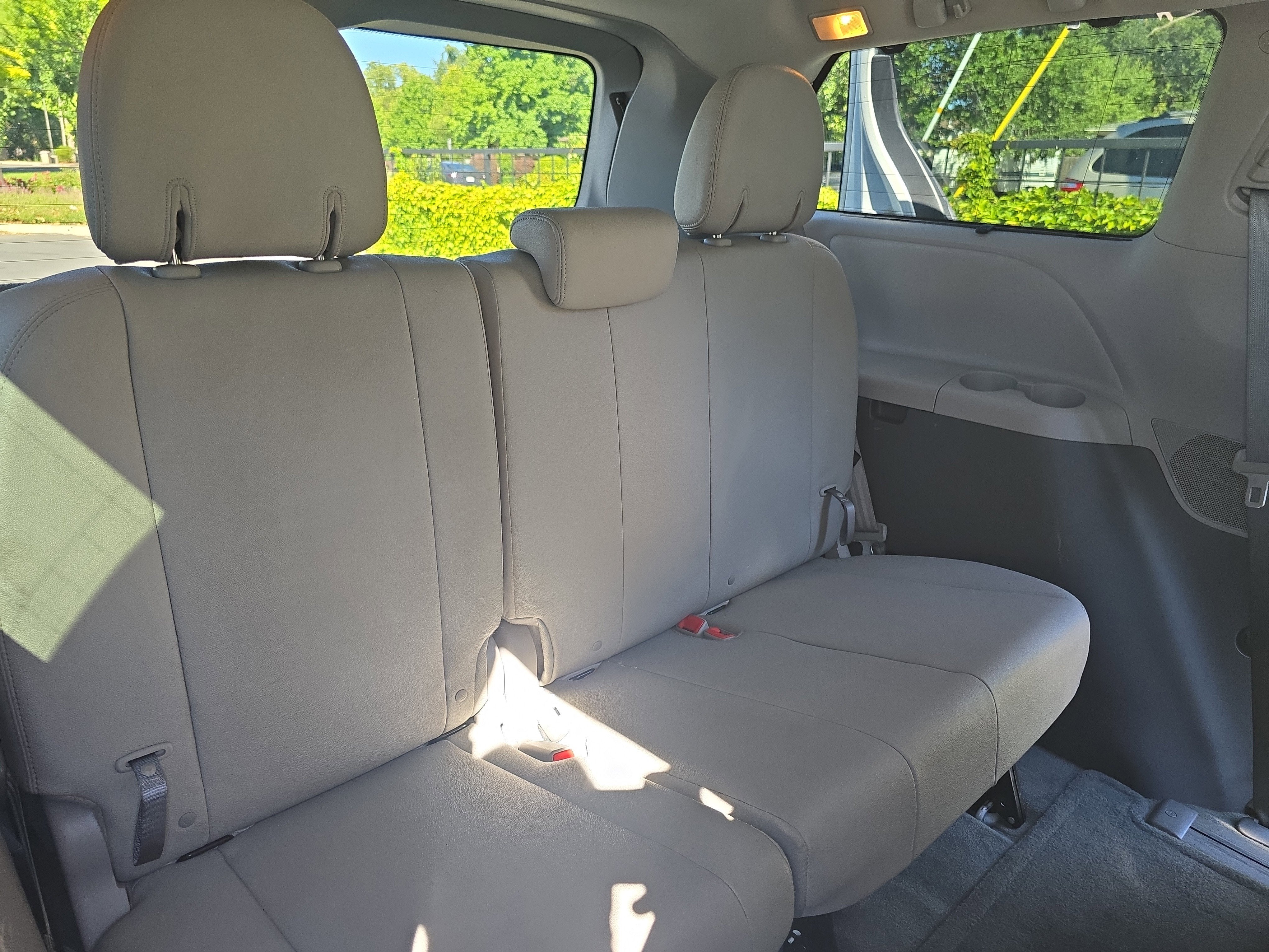 2016 Toyota Sienna XLE