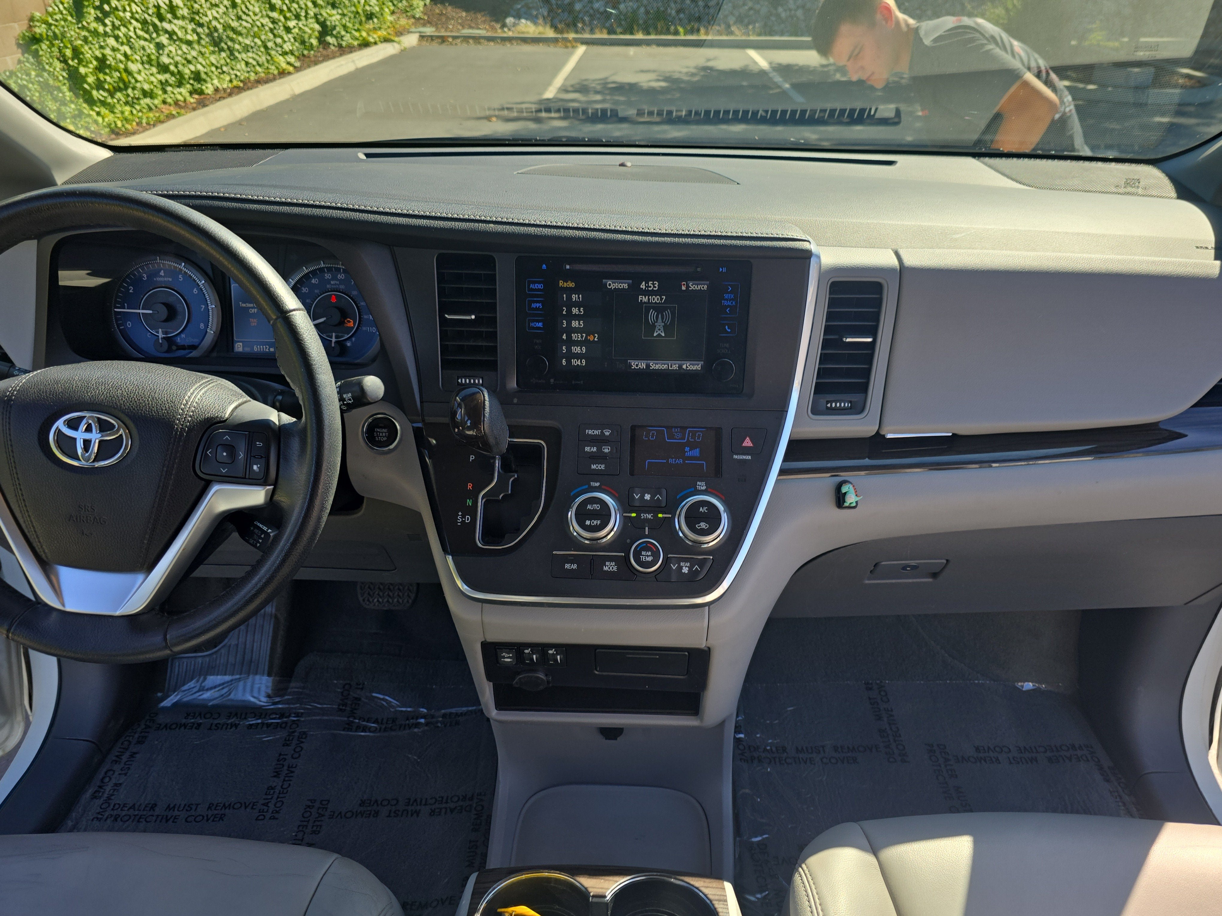 2016 Toyota Sienna XLE