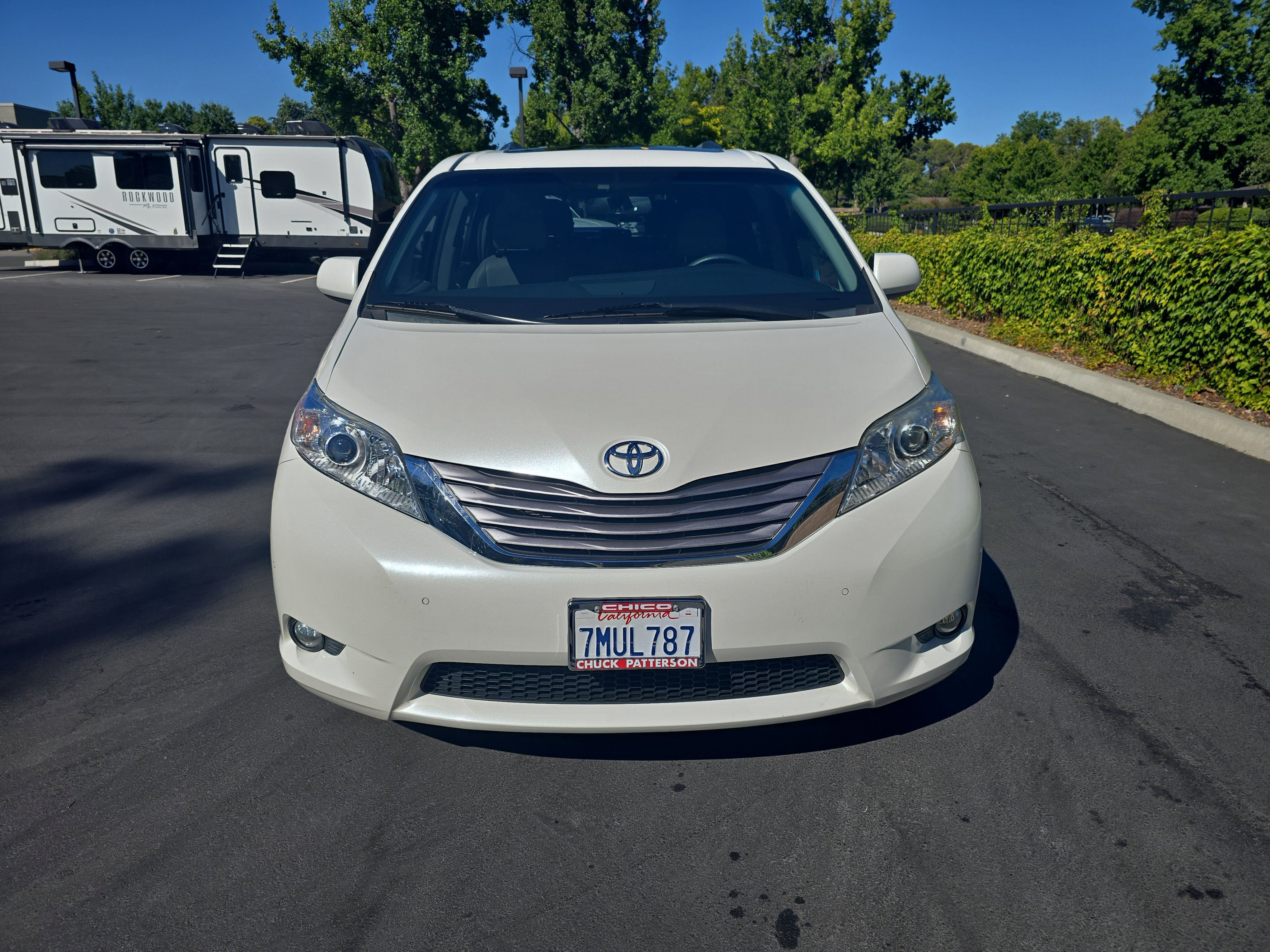 2016 Toyota Sienna XLE