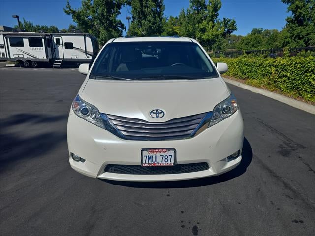 2016 Toyota Sienna XLE