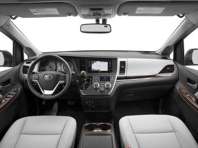 2017 Toyota Sienna XLE