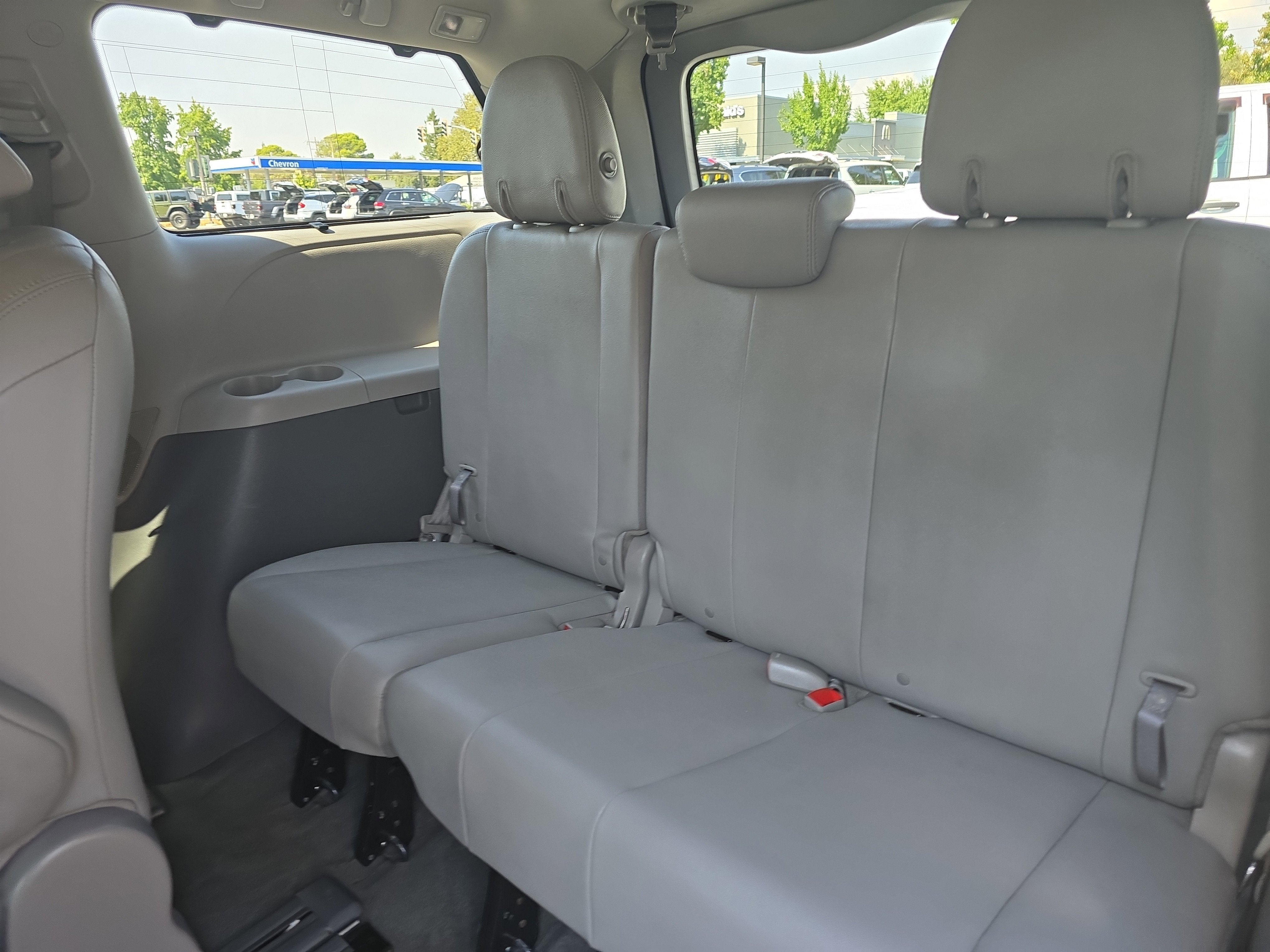 2019 Toyota Sienna XLE
