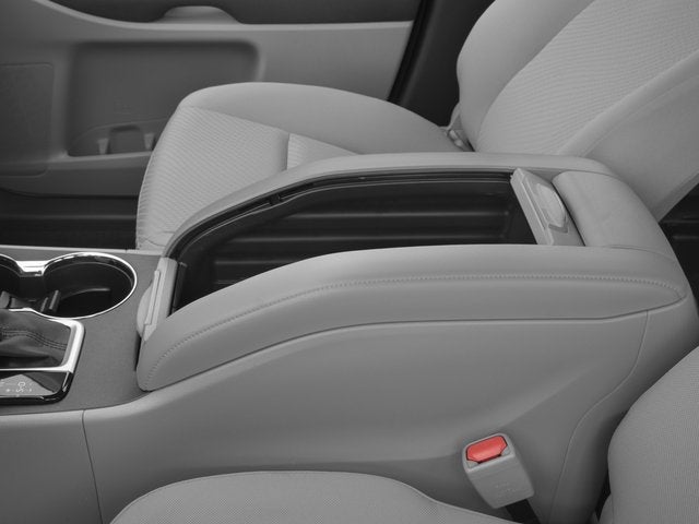 2017 Toyota Highlander Base