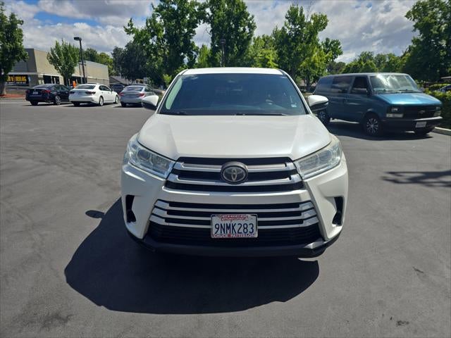 2017 Toyota Highlander LE