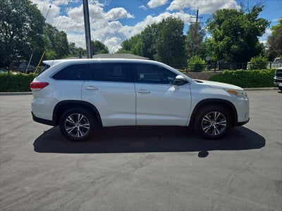 2017 Toyota Highlander LE