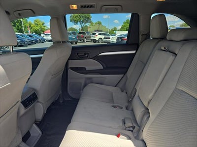 2017 Toyota Highlander LE