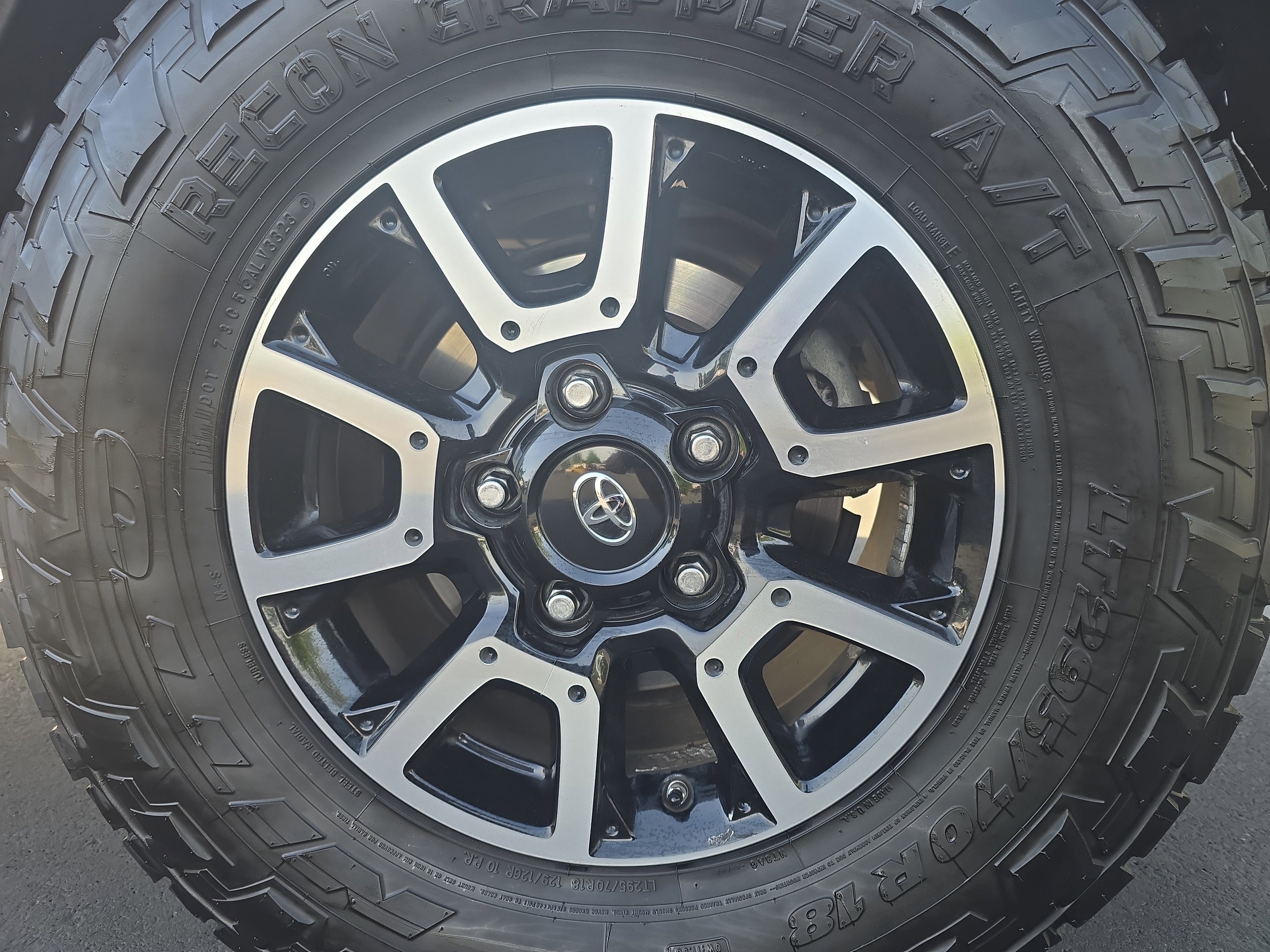 2017 Toyota Tundra SR5