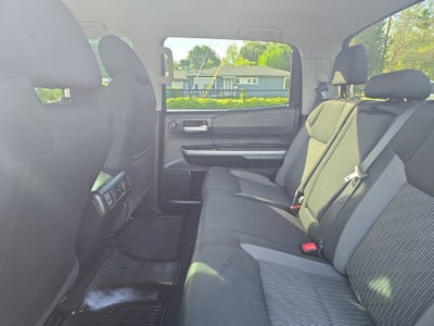 2017 Toyota Tundra SR5