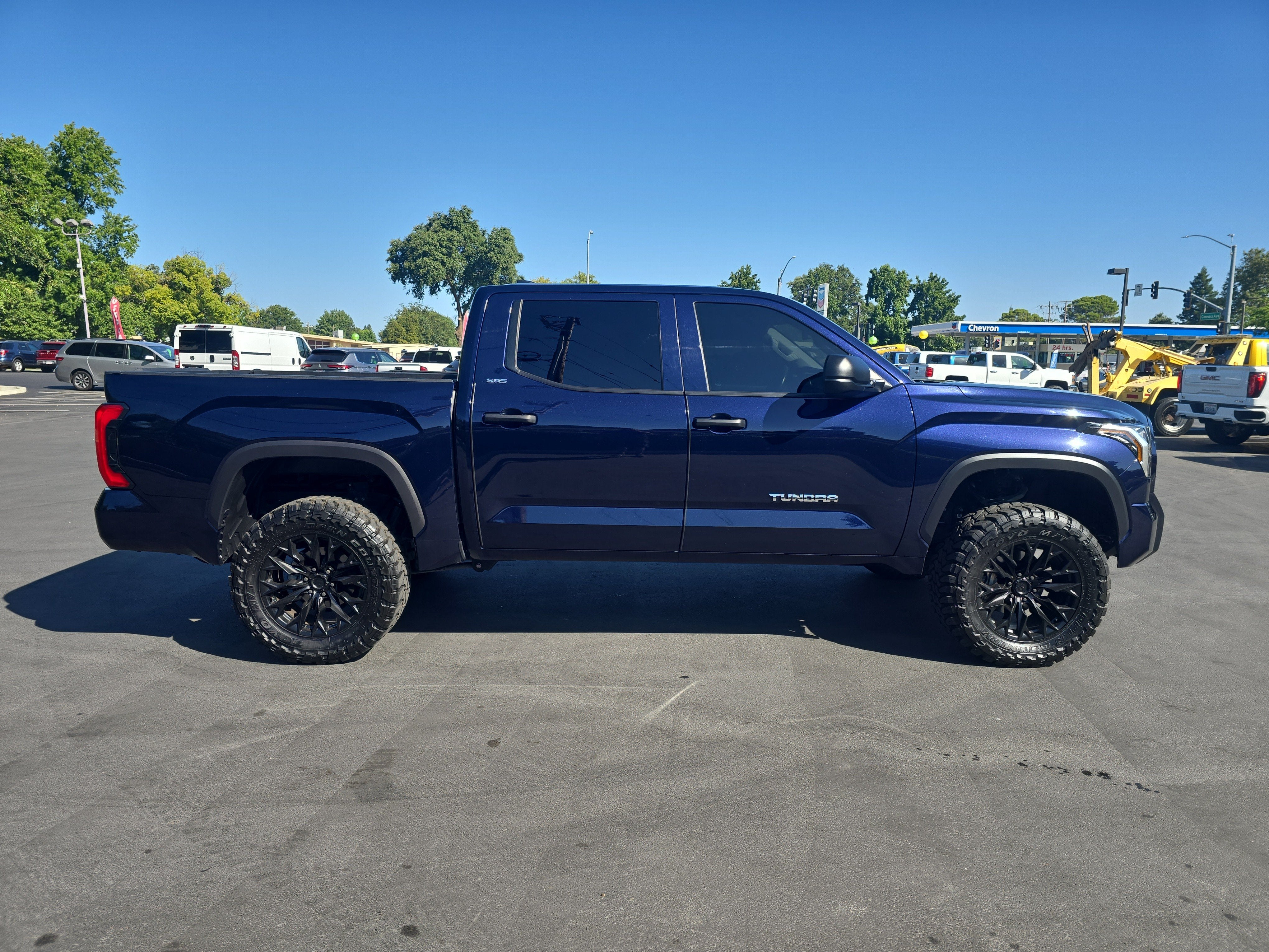 2024 Toyota Tundra SR5