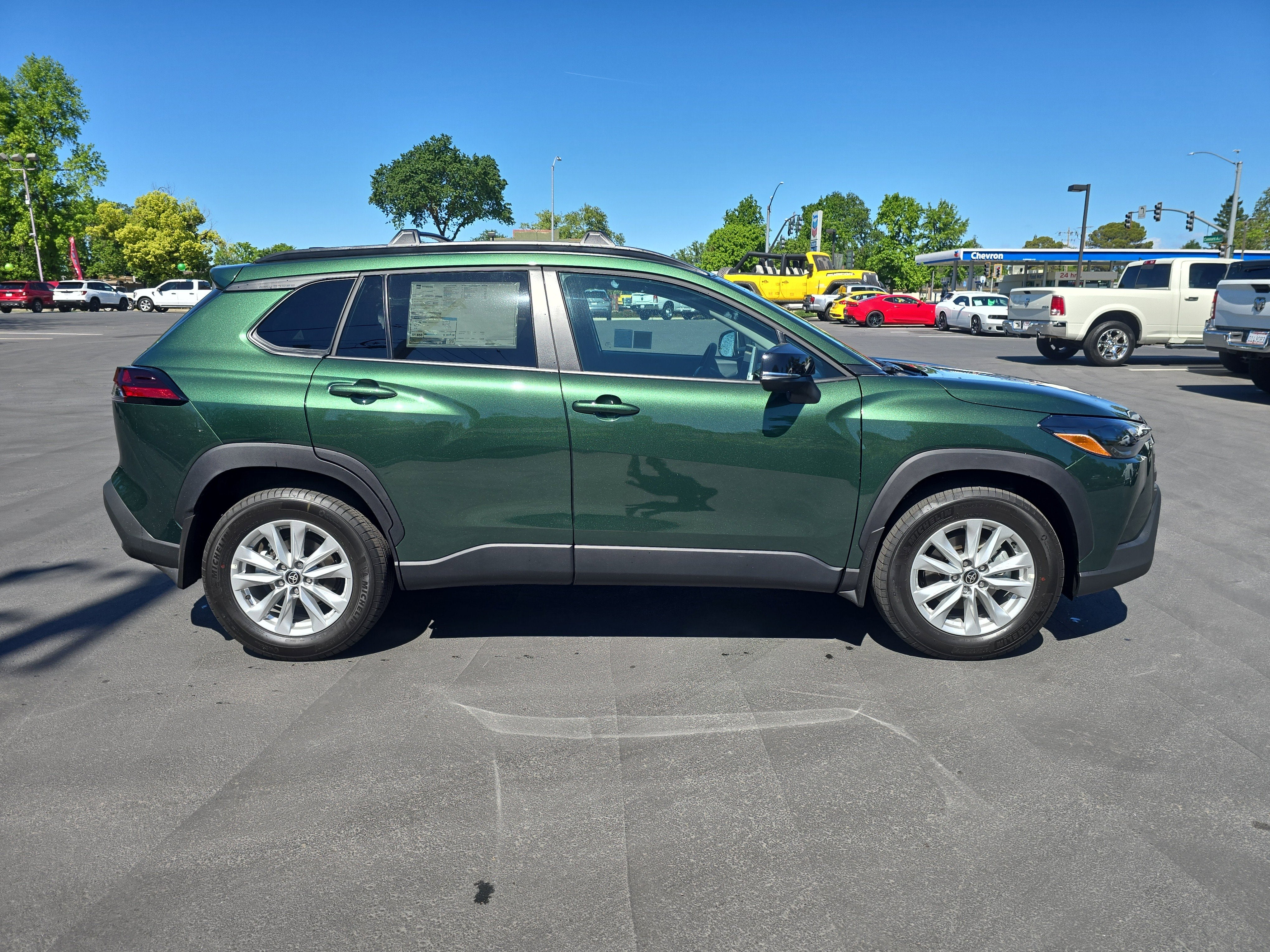 2026 Toyota Corolla Cross LE