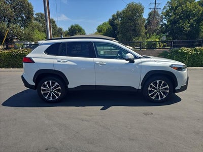 2023 Toyota Corolla Cross XLE