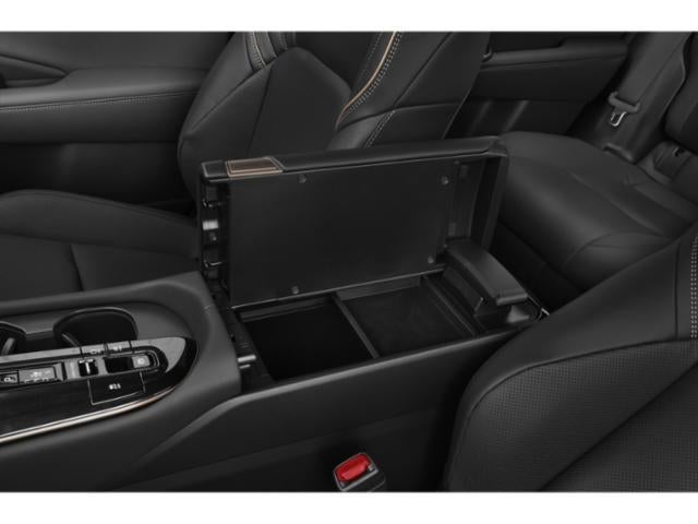 2026 Toyota Crown Signia Limited - Photo 27