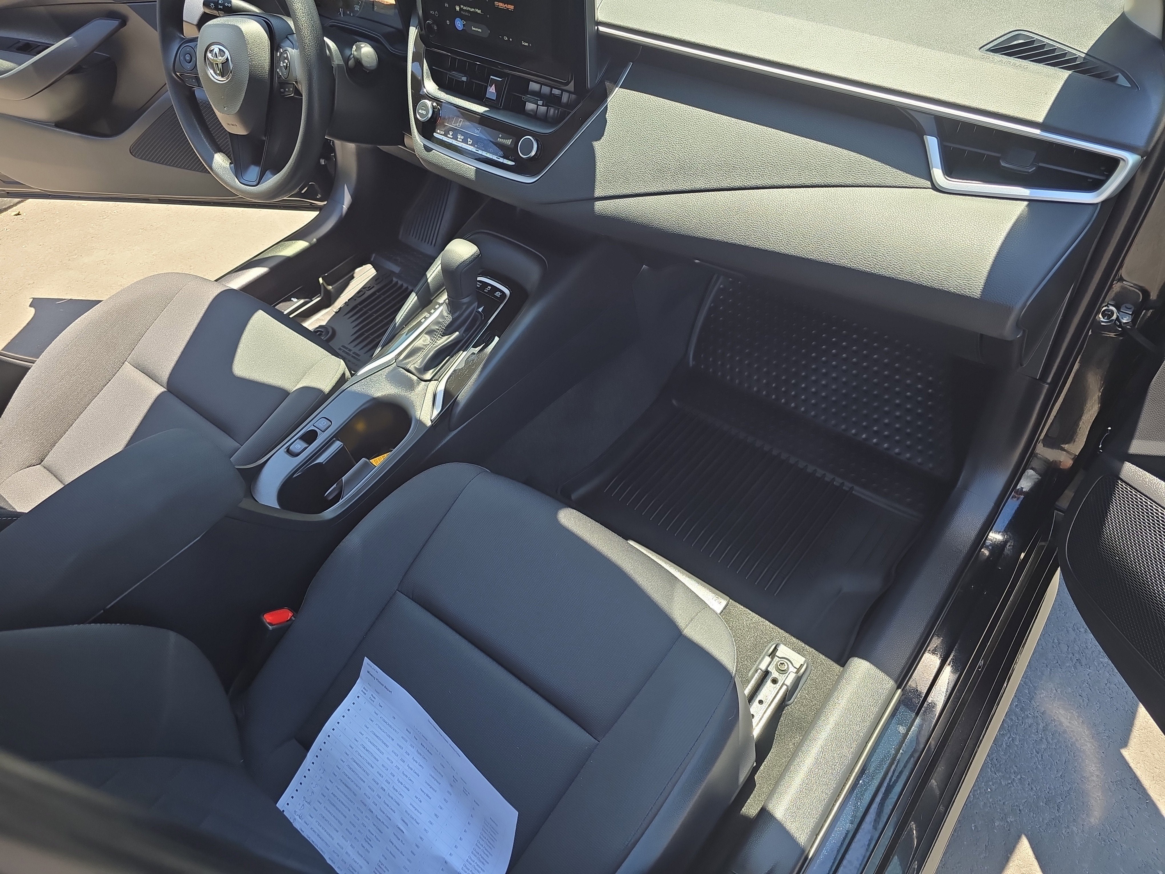 2025 Toyota Corolla Hybrid LE