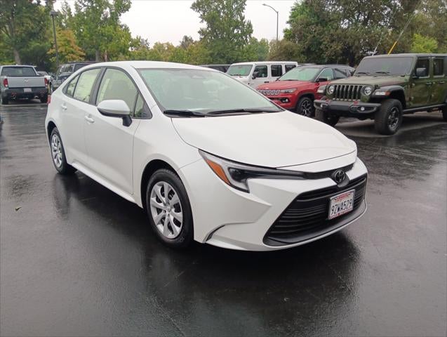 2026 Toyota Corolla Hybrid LE
