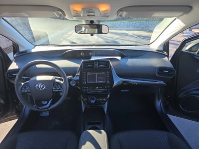 2020 Toyota Prius LE