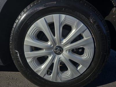 2020 Toyota Prius LE