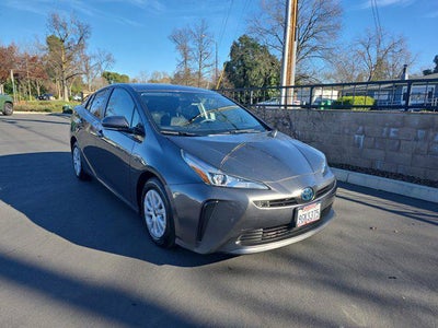 2020 Toyota Prius LE