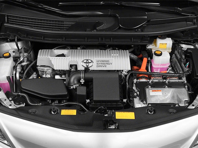 2014 Toyota Prius v Five