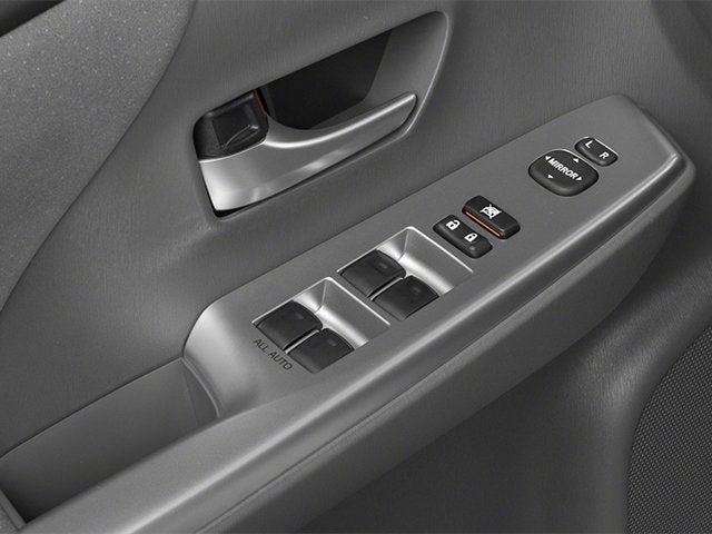 2014 Toyota Prius v Five