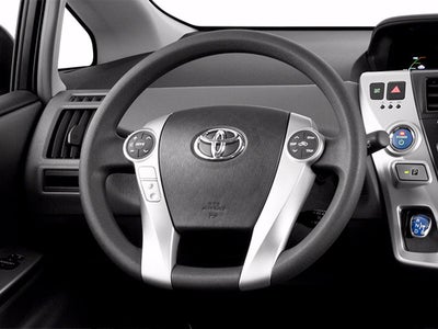 2014 Toyota Prius v Five