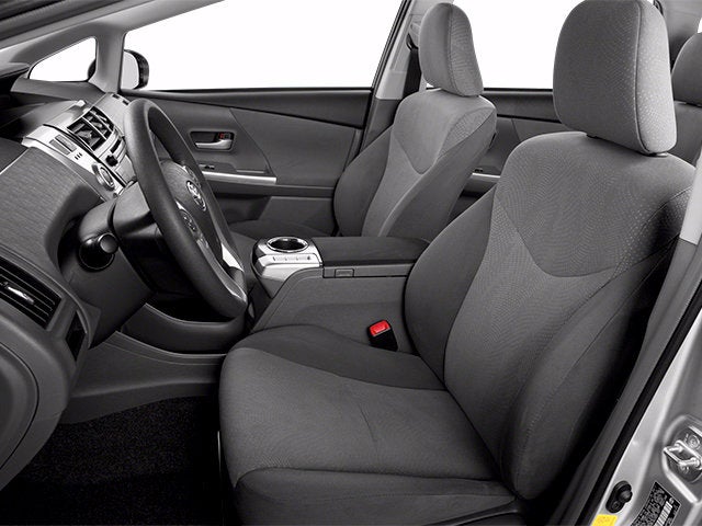 2014 Toyota Prius v Five