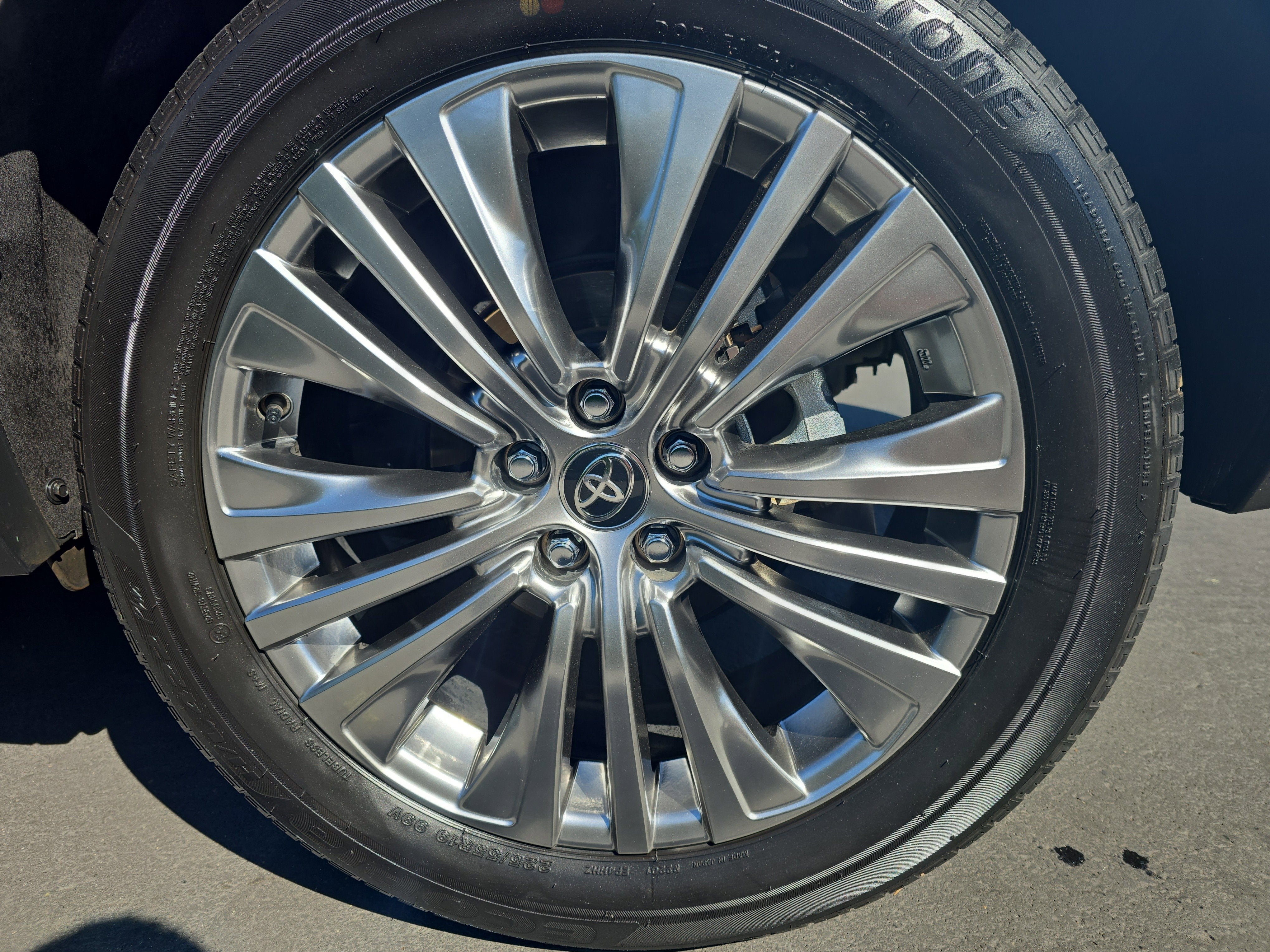 2023 Toyota Venza Limited