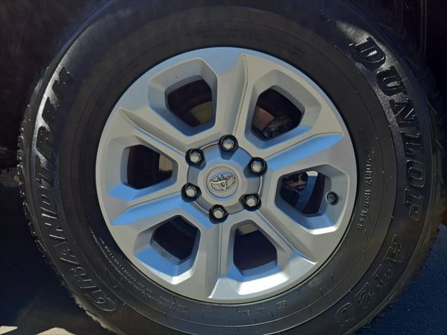 2021 Toyota 4Runner SR5 Premium - Photo 17