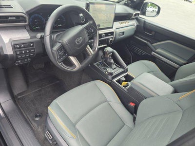 2025 Toyota 4Runner Hybrid Trailhunter