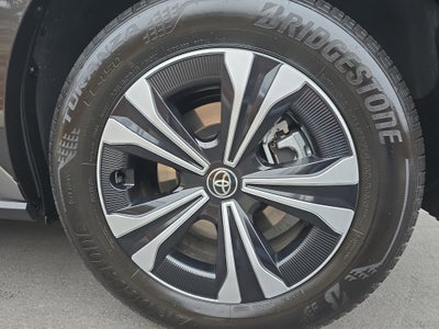 2025 Toyota bZ4X XLE