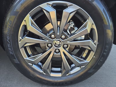 2025 Toyota RAV4 Hybrid XLE Premium