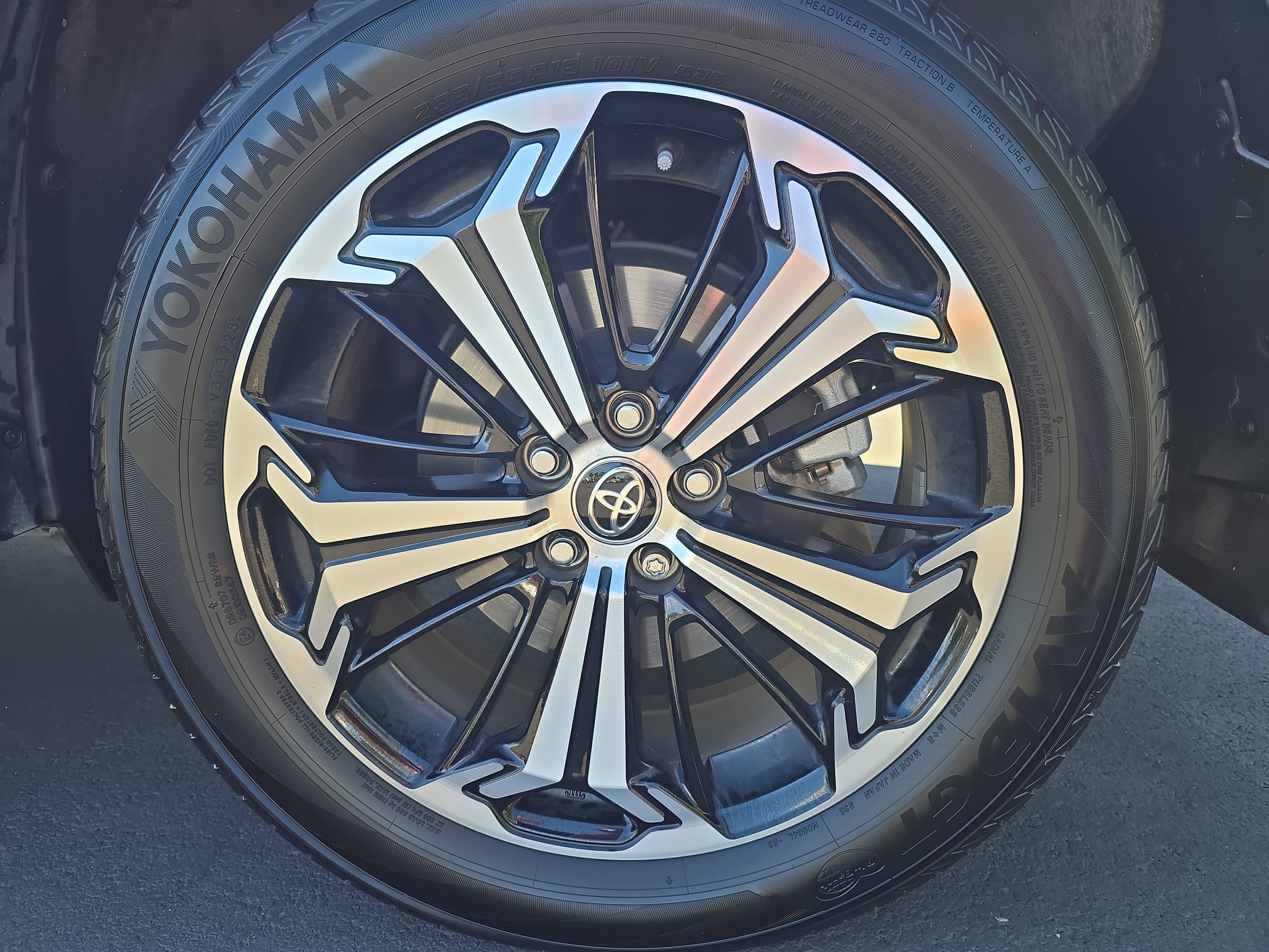 2024 Toyota RAV4 Prime XSE