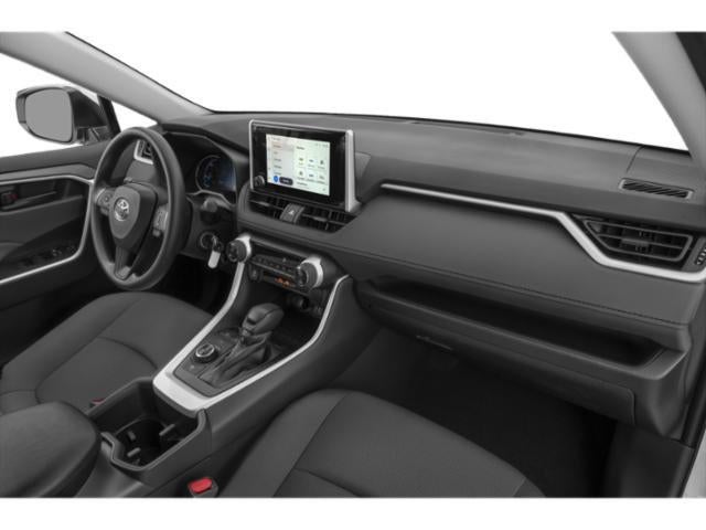 2024 Toyota RAV4 LE - Photo 15