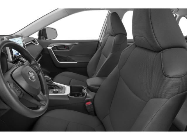 2024 Toyota RAV4 LE - Photo 9
