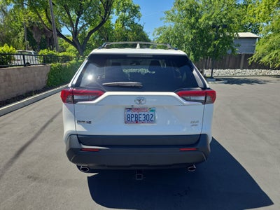 2020 Toyota RAV4 XLE