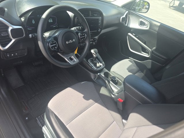2023 Kia Soul LX - Photo 7