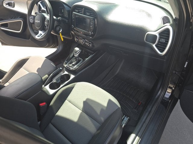 2023 Kia Soul LX - Photo 9