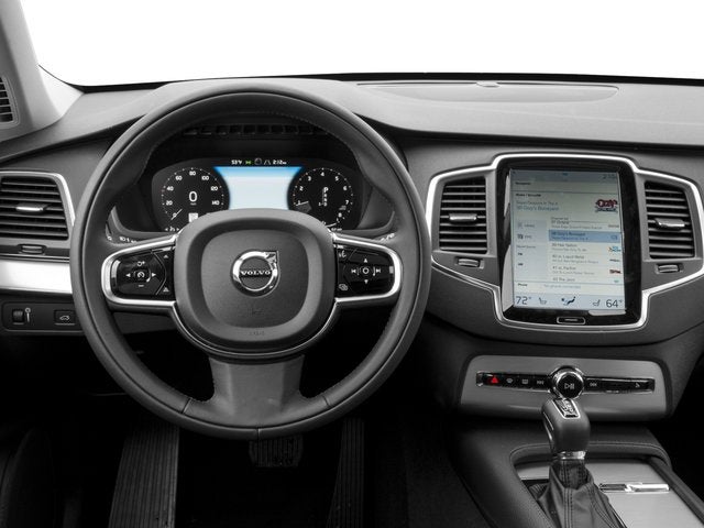 2018 Volvo XC90 Momentum