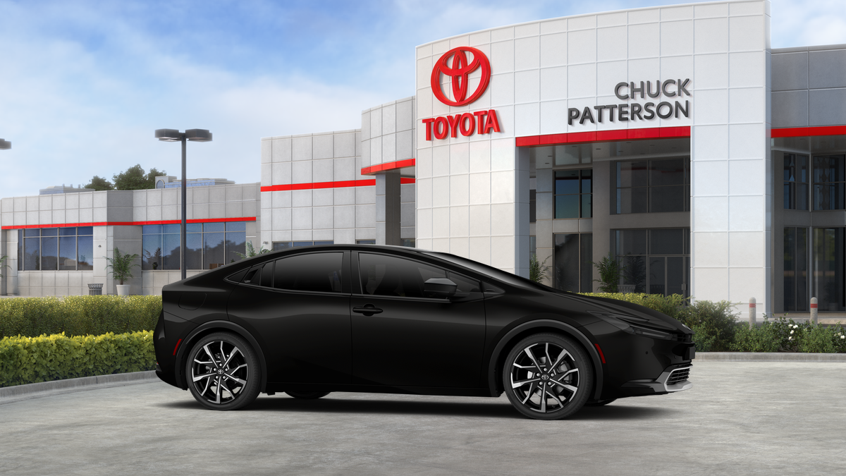 2027 Toyota Prius Plug-in Hybrid XSE Premium