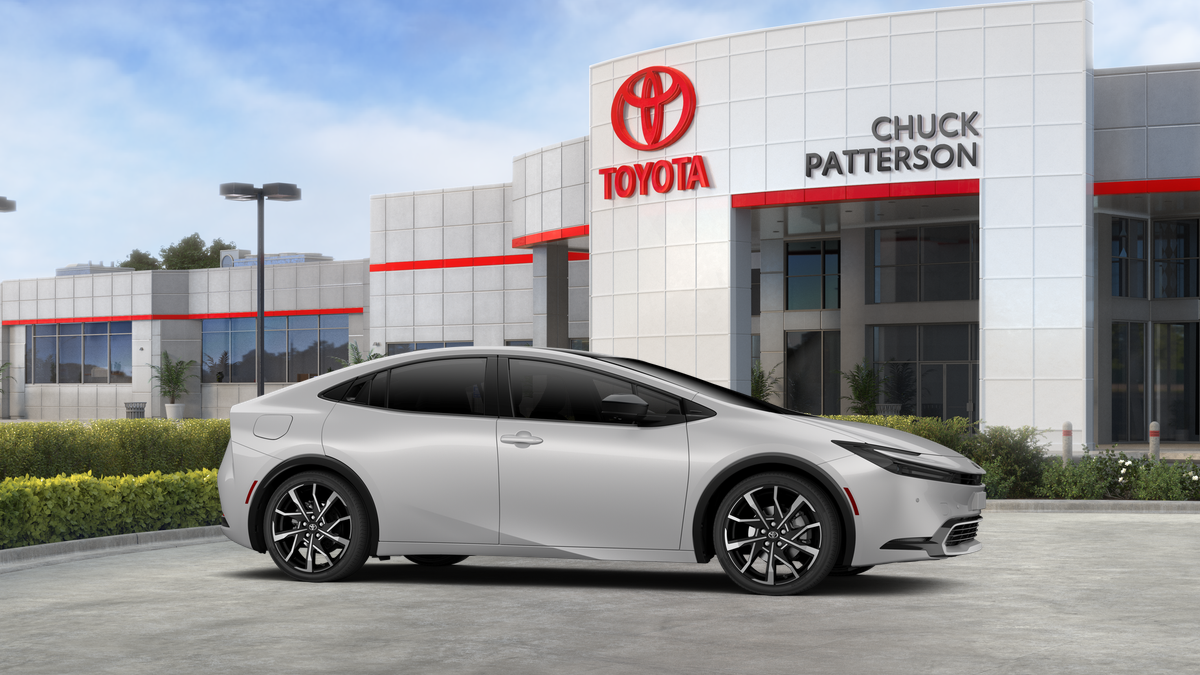 2027 Toyota Prius Plug-in Hybrid XSE Premium