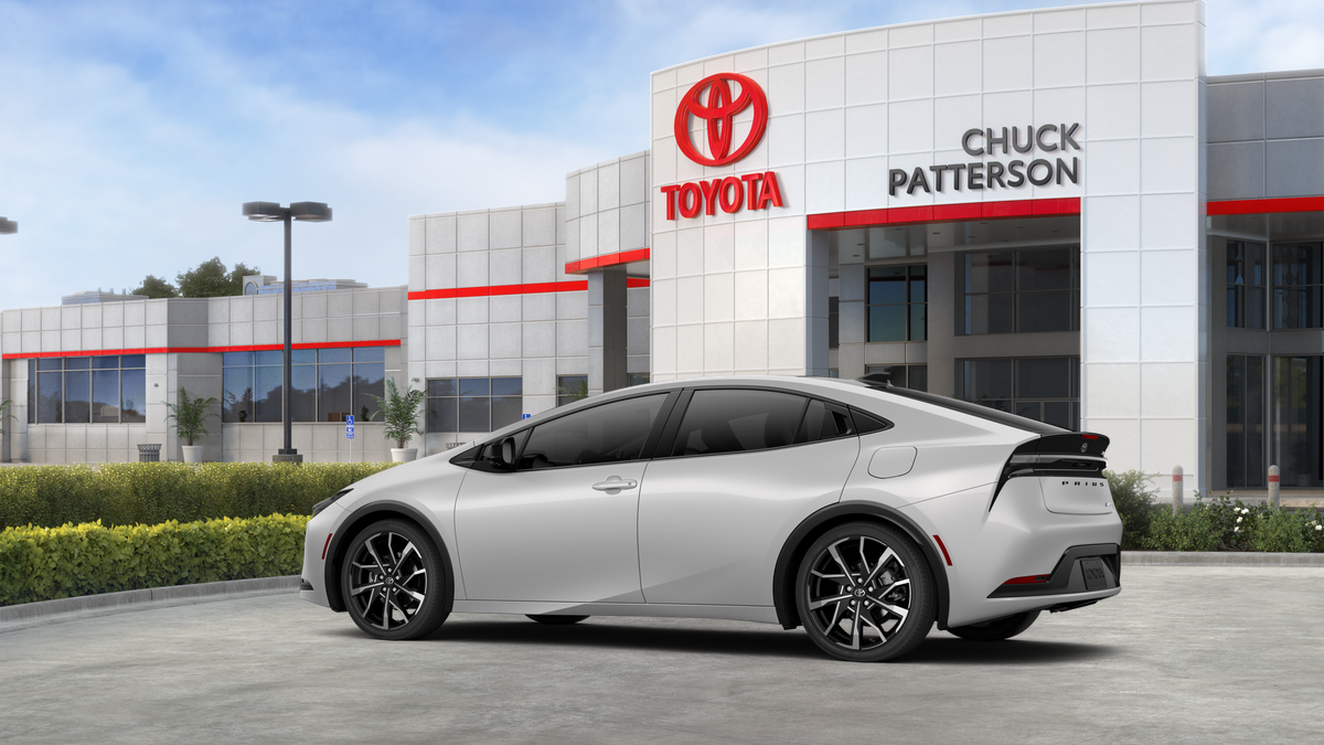 2027 Toyota Prius Plug-in Hybrid XSE Premium