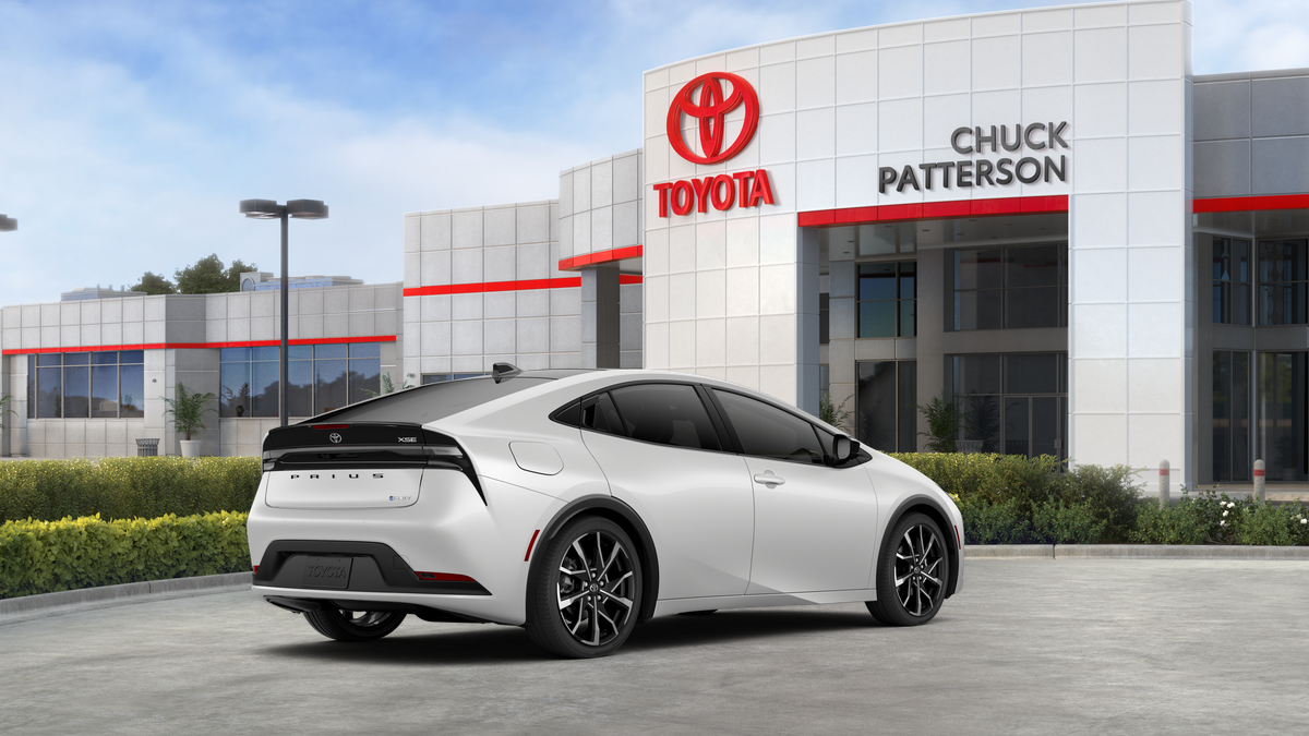 2027 Toyota Prius Plug-in Hybrid XSE Premium